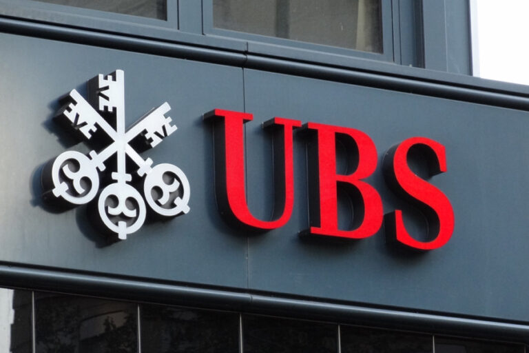 UBS:Η αμερικανική οικονομία ακολουθεί ανώμαλη πορεία προς την ήπια προσγείωση