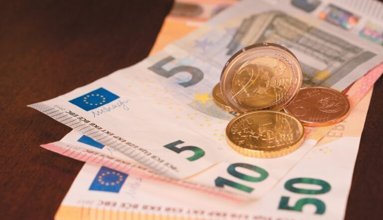 Προϋπολογισμός: Πρωτογενές πλεόνασμα €2,28 δισ. τον Ιανουάριο