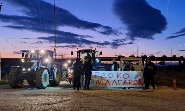 Αναβρασμός στα μπλόκα των αγροτών: Ρήγματα και διαφωνίες για τις κινητοποιήσεις