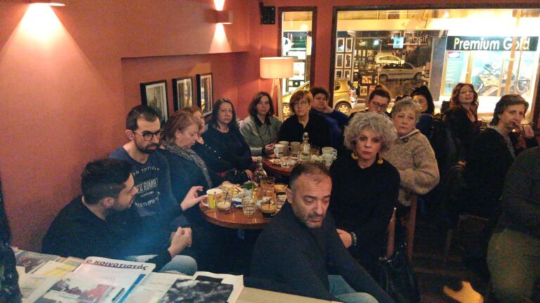 kozan.gr: Κοζάνη: Πολύς κόσμος στην ομιλία του Στέφανου Ξενάκη με θέμα «10 ΦΩΤΟΓΡΑΦΙΕΣ-10 ΙΣΤΟΡΙΕΣ», που πραγματοποιήθηκε το απόγευμα της Πέμπτης 29 Φεβρουαρίου  (Βίντεο & Φωτογραφίες)