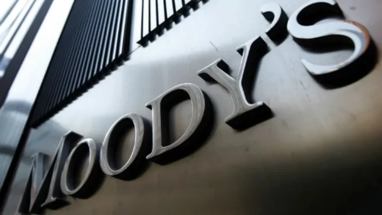 Παπαθεοδώρου: «Η Moody’s δείχνει τα αδιέξοδα για την Ελληνική οικονομία»