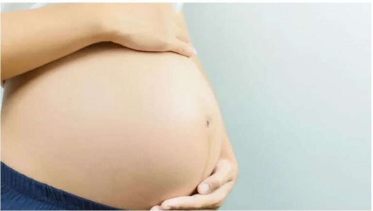 Οι γυναίκες με παχυσαρκία δεν χρειάζεται να παχύνουν στη διάρκεια της εγκυμοσύνης τους
