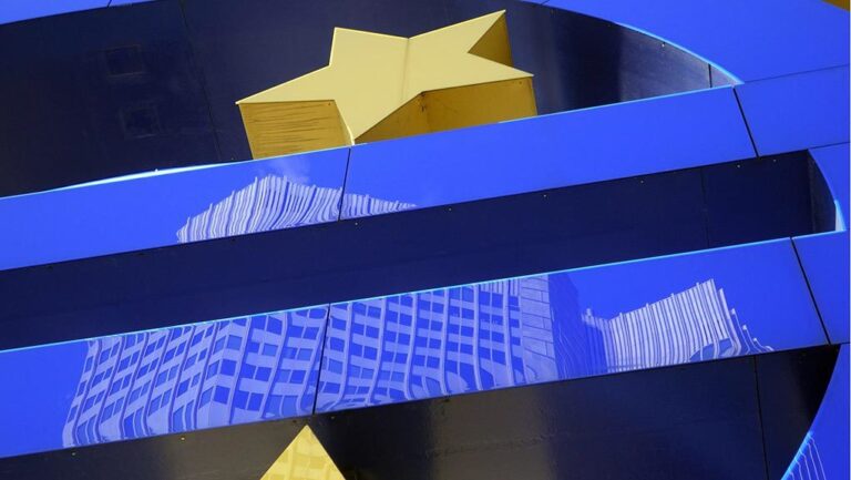 Eurostat: Στο 3,2% ο πληθωρισμός στην Ελλάδα τον Φεβρουάριο – Στο 2,6% στην ευρωζωνη