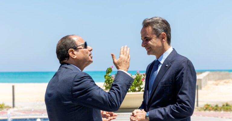 Στο Κάιρο την Κυριακή ο Μητσοτάκης μαζί με Ευρωπαίους ηγέτες – Θα συναντηθεί με τον Σίσι