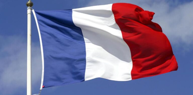 Γαλλία: Επιταχύνει την αύξηση της αμυντικής παραγωγής