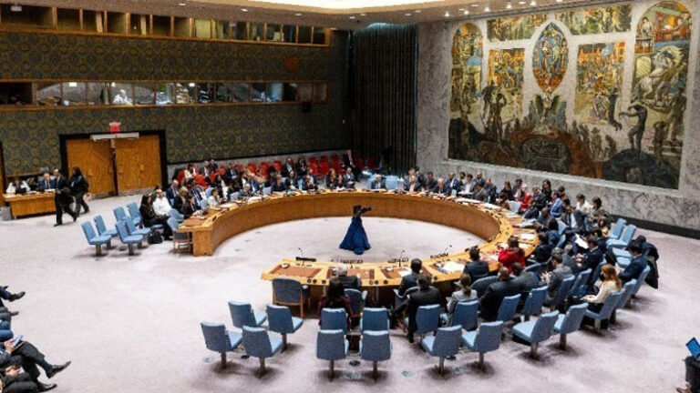 ΟΗΕ: Το Συμβούλιο Ασφαλείας ενέκρινε ψήφισμα για «άμεση κατάπαυση του πυρός» στη Γάζα