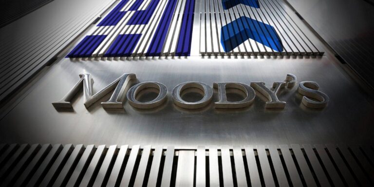 Moody’s: Παρέμεινε στο Ba1 η Ελλάδα με σταθερές προοπτικές