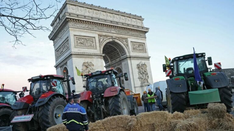 Γαλλία: 66 συλλήψεις στην διαδήλωση αγροτών στην Αψίδα του Θριάμβου – ΒΙΝΤΕΟ | Κόσμος: Νέα και Ειδήσεις από όλο τον Κόσμο
