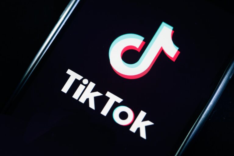 ΗΠΑ: Το αμερικανικό Κογκρέσο εξετάζει εκ νέου μια απαγόρευση του TikTok