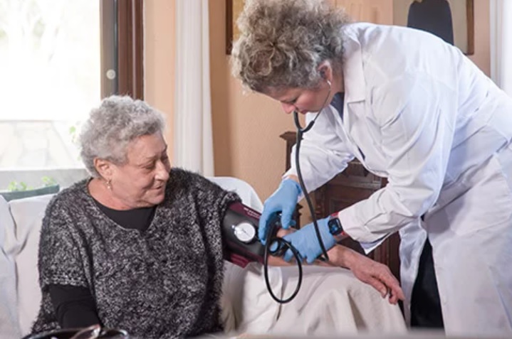 ΓΑΛΙΛΑΙΑ: Δωρεάν ανακουφιστική φροντίδα σε ασθενείς με καρκίνο και ALS