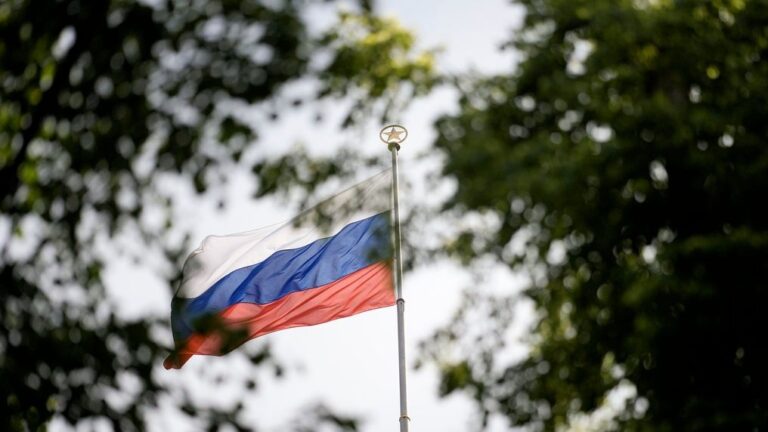 Ρωσία: «Θα υποβαθμίσουμε τις σχέσεις μας με τις ΗΠΑ αν κατασχεθούν τα περιουσιακά μας στοιχεία»