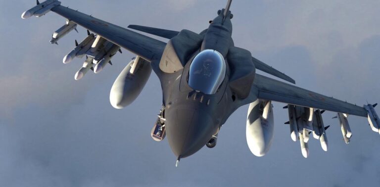 Ξεχάστε το F-16 που ξέρατε! Οι ΗΠΑ αποκαλύπτουν το αναβαθμισμένο F-21 ως το ισχυρότερο μαχητικό τέταρτης γενιάς (Βίντεο)