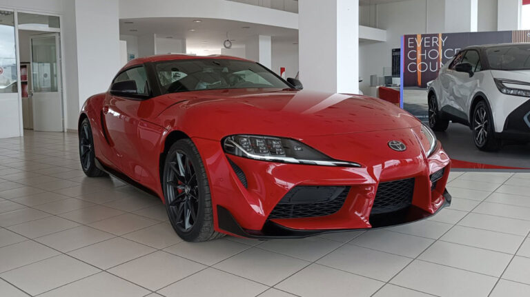 Καινούριο Toyota Supra με τις ζελατίνες του στην Ελλάδα – Που παραδόθηκε και πόσο κοστίζει | TRACTION.GR