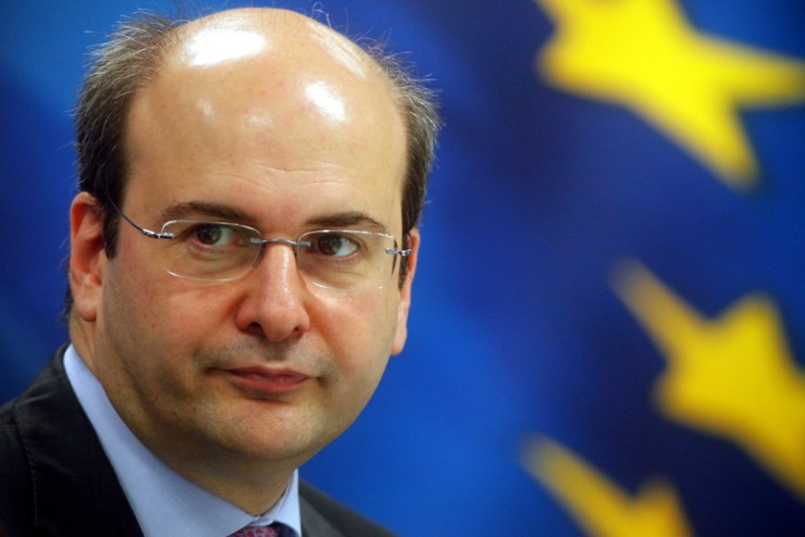 Χατζηδάκης: Οι αποεπενδύσεις του δημοσίου από τις τράπεζες επέφεραν κέρδος 3, 5 δισ. ευρώ