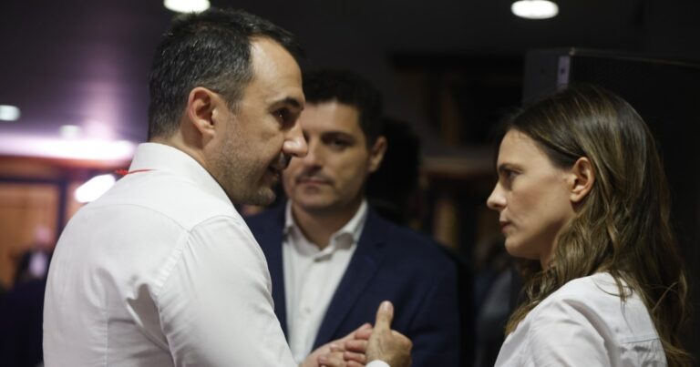 ΣΥΡΙΖΑ για Αχτσιόγλου – Χαρίτση: Έχουν εμμονή με τον Κασσελάκη, στηρίζουν την παραπαίουσα κυβέρνηση Μητσοτάκη
