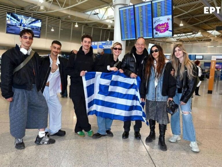 «Καλή επιτυχία Ελλάδα» ήταν το μήνυμα στο αεροδρόμιο λίγο πριν ταξιδέψει η Μαρίνα Σάττι για Σουηδία