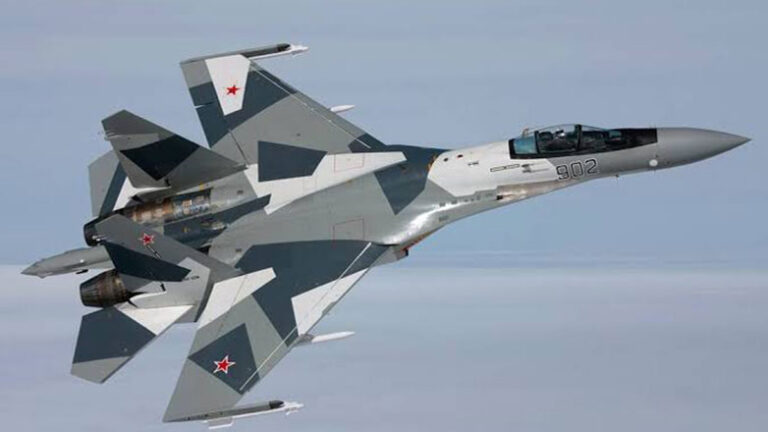 Το Ιράν θα παραλάβει σύντομα την πρώτη παρτίδα ρωσικών μαχητικών αεροσκαφών Su-35