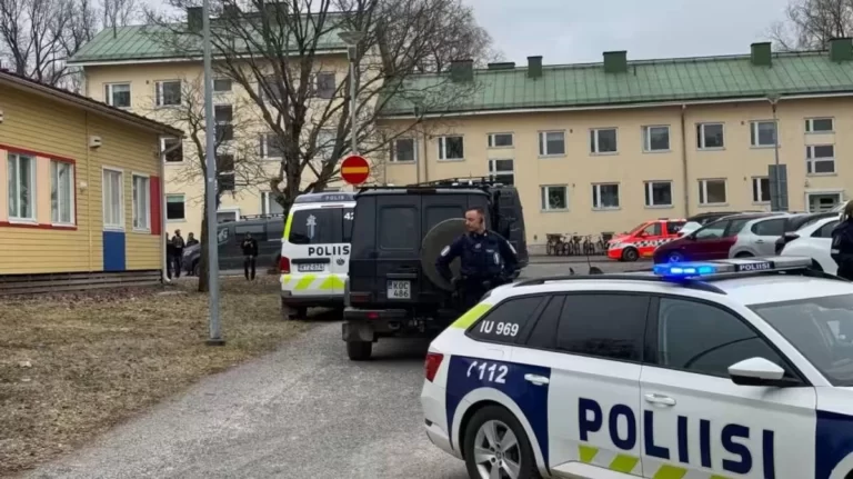 Πυροβολισμοί σε σχολείο στην Φινλανδία – Νεκρός 12χρονος και δύο σοβαρά τραυματίες