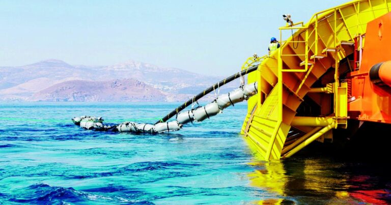 ΑΔΜΗΕ: Καλεί επενδυτές για το έργο που έχει ως κόμβο την Κρήτη