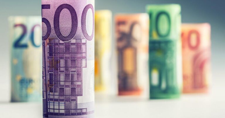 Ευρώ: Υποχωρεί κατά 0,11%, στα 1,0693 δολάρια