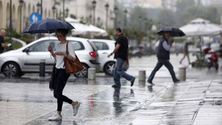 Μαρουσάκης στο CNN Greece: Αλλαγή – εξπρές με βροχές, ισχυρούς ανέμους και πτώση θερμοκρασίας