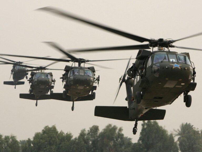 Ένοπλες Δυνάμεις: Yπεγράφη η επιστολή για τα 35 ελικόπτερα Black Hawk
