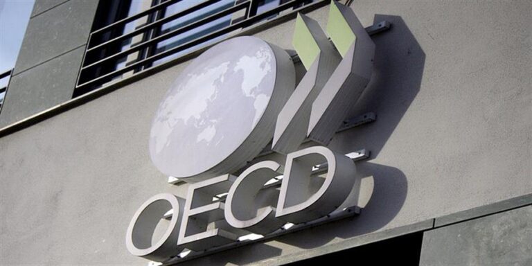 Ανάπτυξη μόνο 2% αναμένει ο ΟΟΣΑ στην Ελλάδα