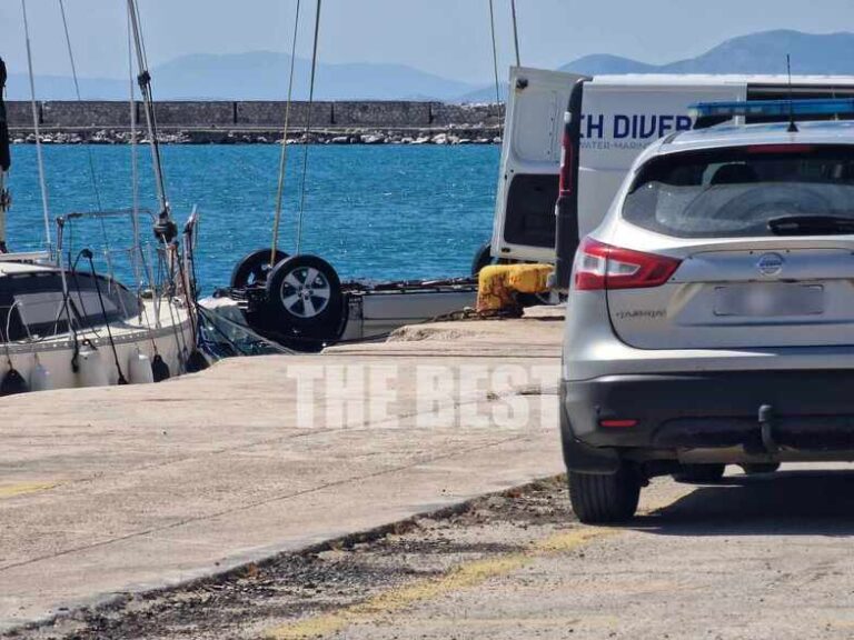 Πάτρα: Νεκρή ανασύρθηκε γυναίκα η οποία «βούτηξε» με το αυτοκίνητο στη θάλασσα (upd)