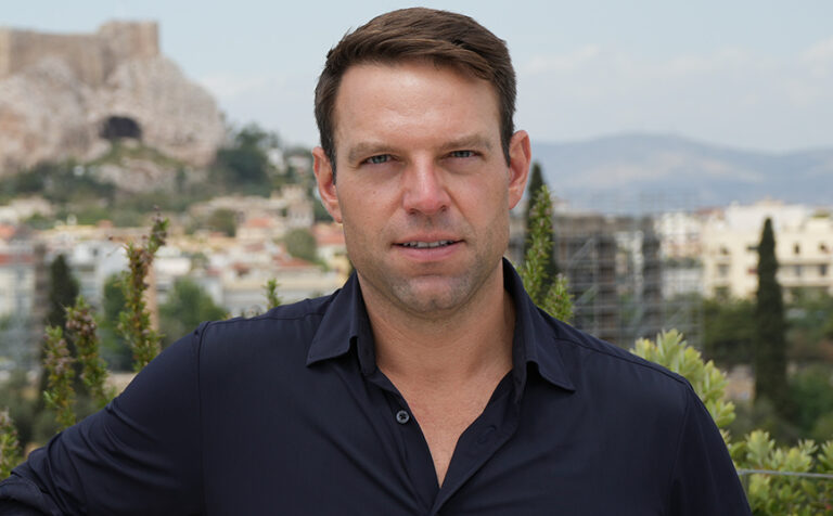 Κασσελάκης: «Ψήφο στον ΣΥΡΙΖΑ-ΠΣ για να μπει τέλος στην αλαζονεία του 41%»