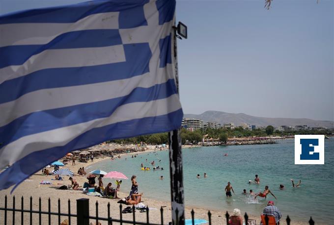 Η Ελλάδα στους πιο δημοφιλείς προορισμούς για τους Ευρωπαίους – Οι διακοπές που επιλέγουν και πόσα θα ξοδέψουν