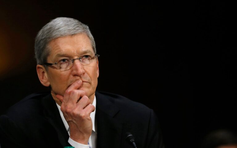 Apple: Μείωση 10% στις πωλήσεις iPhone στο τρίμηνο – «Μαμούθ» πρόγραμμα επαναγοράς μετοχών ύψους 110 δισ. δολαρίων