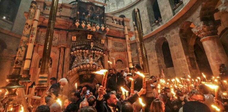 Η τελετή αφής του Αγίου Φωτός στα Ιεροσόλυμα: Δρακόντεια μέτρα ασφαλείας