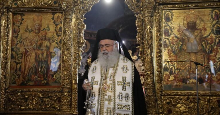 Απευθύνει αγωνιώδη έκκληση στην Ελλάδα ο Αρχιεπίσκοπος στο πασχαλινό του μήνυμα