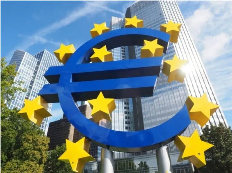 FT: Μπορεί η οικονομία της Ευρώπης να ελπίζει ότι θα ανταγωνιστεί ξανά τις ΗΠΑ;