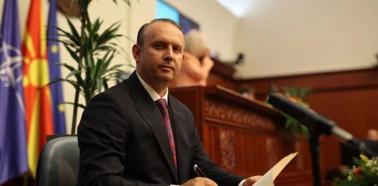 Ο αλβανικής καταγωγής Άφριμ Γκάσι εξελέγη νέος πρόεδρος της Βουλής των Σκοπίων