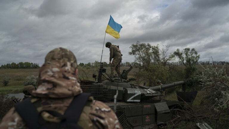Αναδίπλωση ουκρανικών δυνάμεων στην περιφέρεια του Χάρκοβο