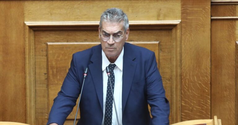 Σπαρτιάτες:  Ανεξαρτητοποιήθηκε και ο Μιχαήλ Γαυγιωτάκης – Εμειναν με έξι βουλευτές