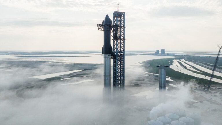 SpaceX: Επιτυχής η εκτόξευση του Starship, επέστρεψε στη γη το προωθητικό σύστημα Super Heavy