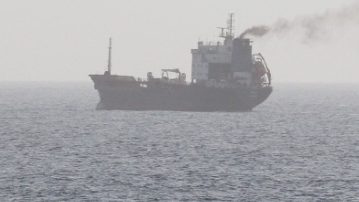 Νεκρός ναυτικός από τις Φιλιππίνες μετά την επίθεση των Χούθι εναντίον ελληνόκτητου πλοίου