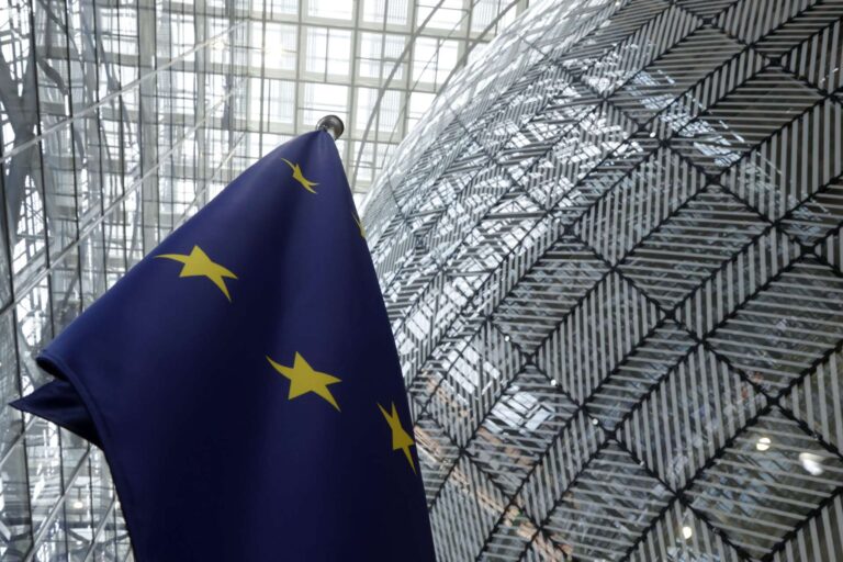 ΕΕ: Τρίτη η πολιτική ομάδα του ECR στο ΕΚ με την προσχώρηση 11 ευρωβουλευτών μεταξύ των οποίων η ανιψιά της Λε Πεν