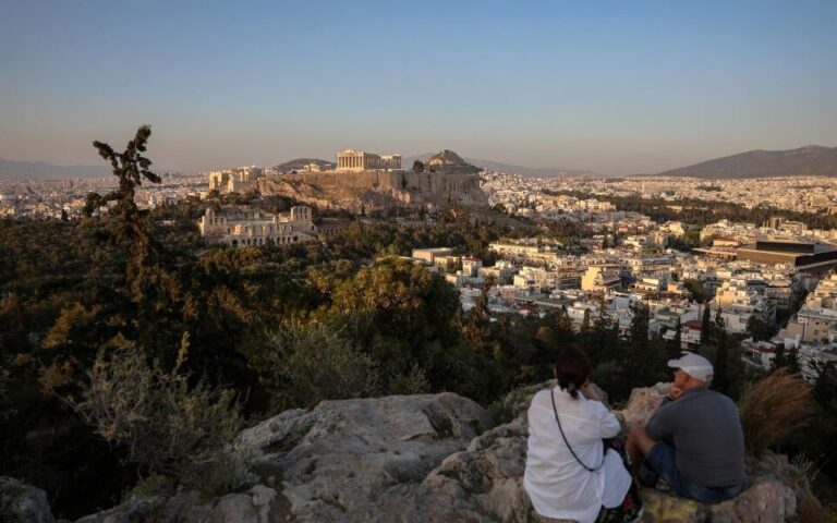 Bloomberg: Πώς η Ελλάδα και οι χώρες της κρίσης έφτασαν να υπεραποδίδουν