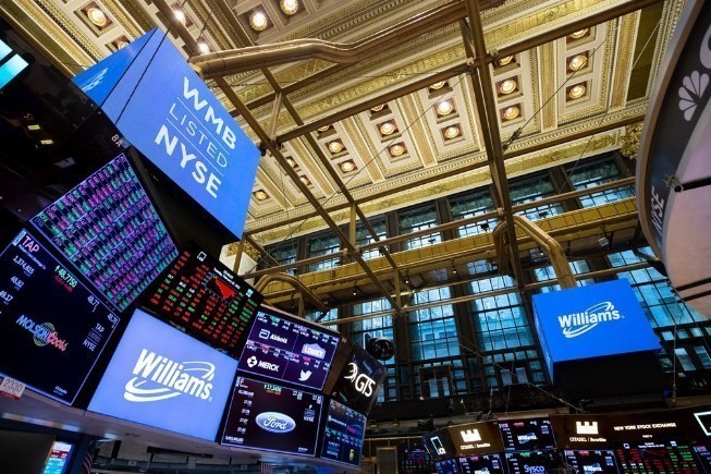 Wall Street: Στο πράσινο οι δείκτες λόγω του PCE – Πώς κλείνει το εξάμηνο