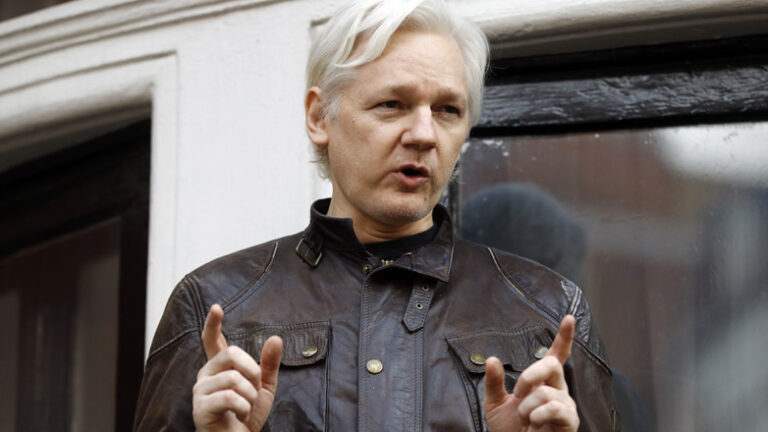 WikiLeaks: Ο Τζούλιαν Ασάνζ είναι ελεύθερος και αναχώρησε από το Ηνωμένο Βασίλειο