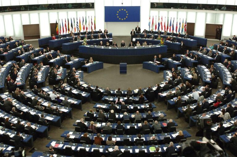 Ευρωβουλή: Η πολιτική ομάδα των ευρωσκεπτικιστών έγινε η τρίτη μεγαλύτερη