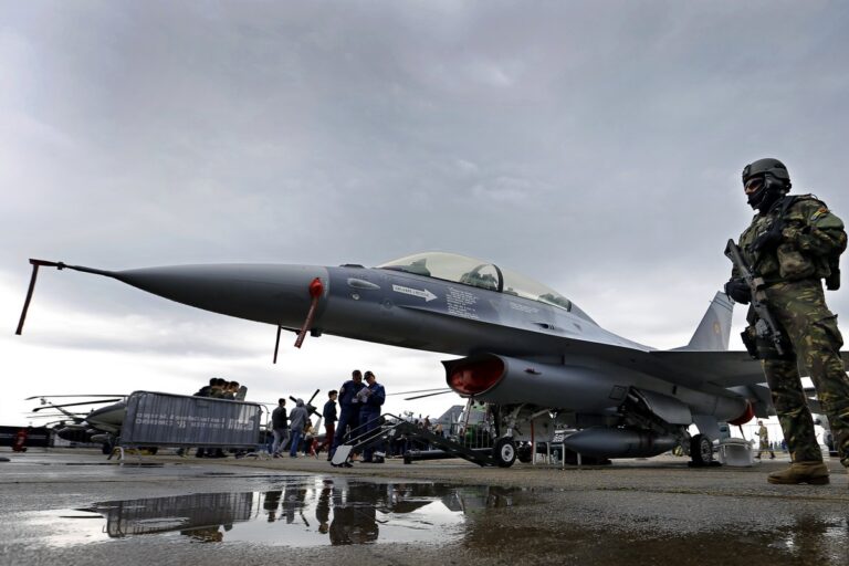 Ουκρανία: Μέσα στο καλοκαίρι αναμένεται να πάρει τα F-16