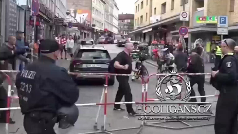 Σοκαριστικό βίντεο από την επίθεση στο Αμβούργο