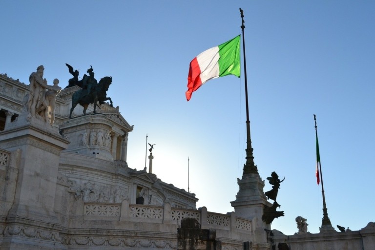 Ιταλία: Αναμένει αύξηση 1% στην οικονομία φέτος με όχημα την εγχώρια ζήτηση
