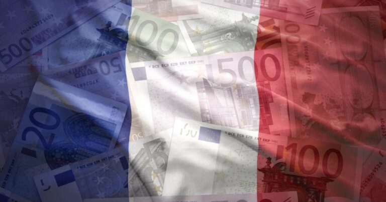 Γαλλία: Η τέλεια καταιγίδα στην αγορά ομολόγων – Καζάνι που βράζει η πολιτική σκηνή