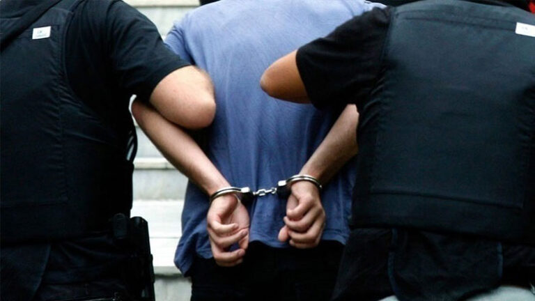 Συνελήφθη στους Αγίους Αναργύρους 33χρονος για άσεμνες χειρονομίες σε ανήλικη