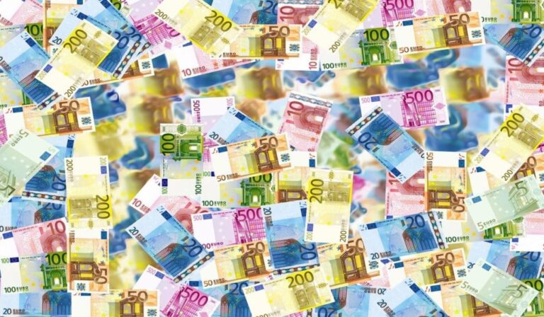 Η Γερμανία έχει τρύπα 50 δισ. ευρώ στην οικονομία της και δίνει χρήματα στην Ουκρανία
